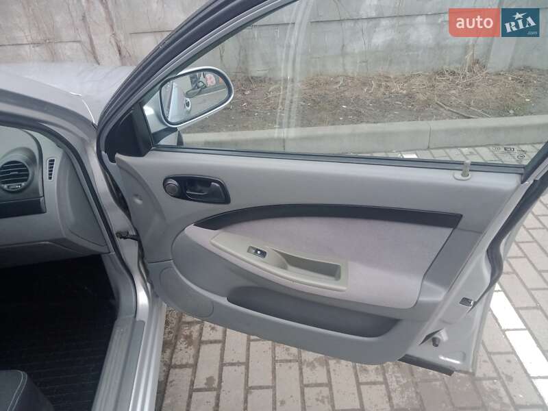 Универсал Chevrolet Nubira 2008 в Киеве