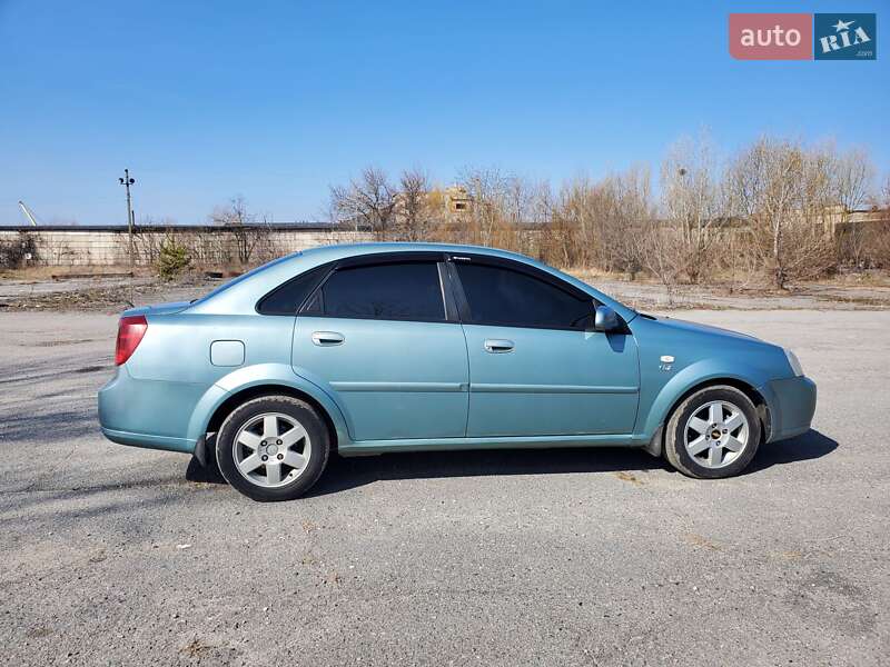 Седан Chevrolet Nubira 2004 в Днепре