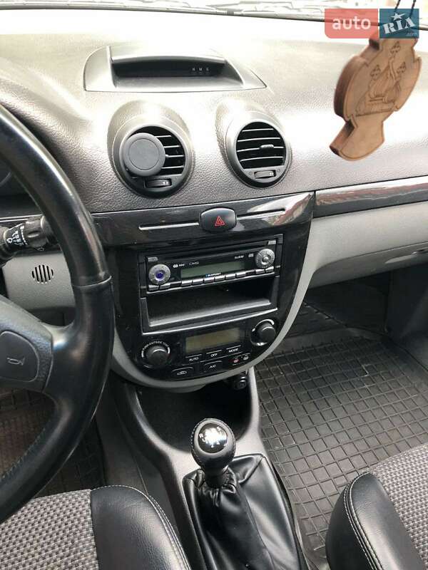 Універсал Chevrolet Nubira 2010 в Житомирі