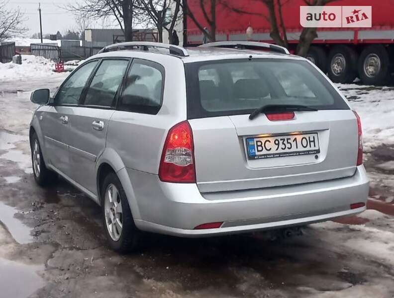 Универсал Chevrolet Nubira 2010 в Львове