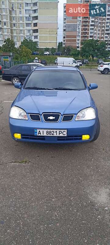 Седан Chevrolet Nubira 2004 в Киеве