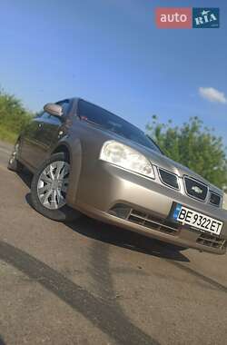 Седан Chevrolet Nubira 2004 в Первомайске