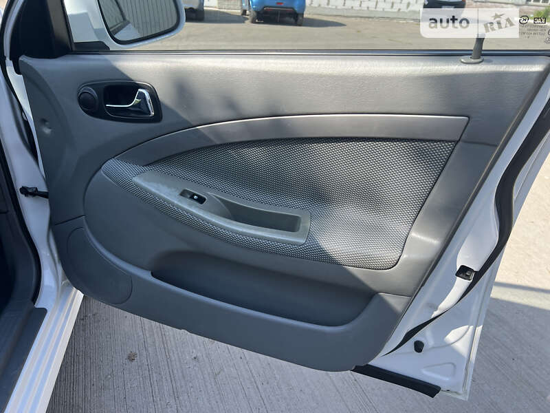 Универсал Chevrolet Nubira 2009 в Чернигове