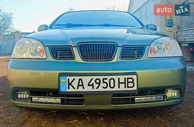 Седан Chevrolet Nubira 2004 в Василькові