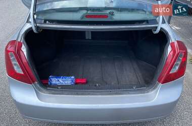 Седан Chevrolet Nubira 2004 в 