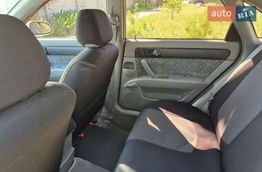 Седан Chevrolet Nubira 2004 в 