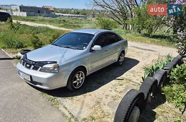 Седан Chevrolet Nubira 2004 в 