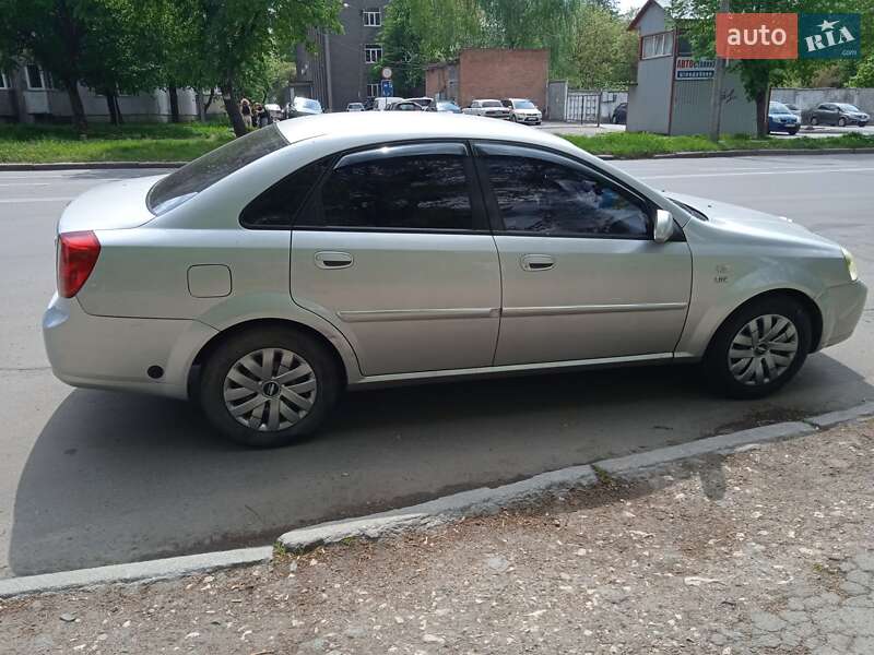 Chevrolet Nubira 2004