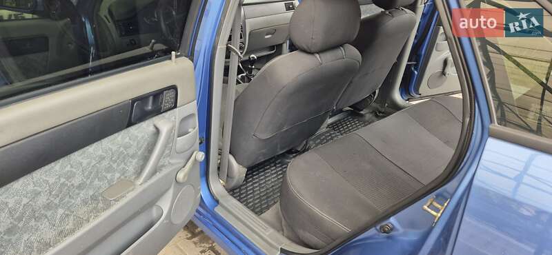 Седан Chevrolet Nubira 2004 в Хмельницком