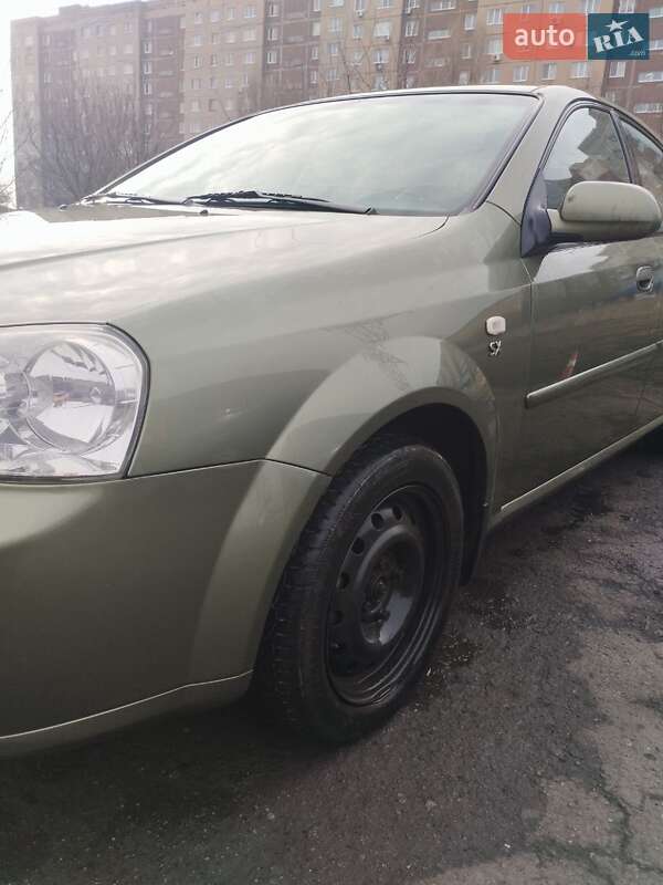 Седан Chevrolet Nubira 2004 в Краматорске фото 3 Седан Chevrolet Nubira 2004 в Краматорске