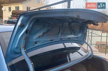 Седан Chevrolet Nubira 2004 в 