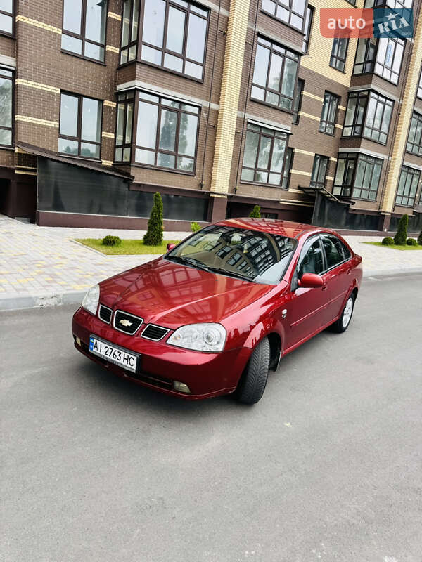 Седан Chevrolet Nubira 2004 в 