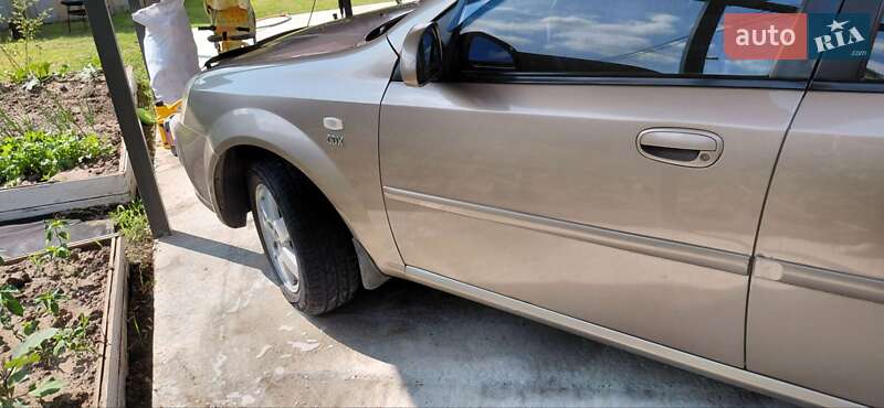 Седан Chevrolet Nubira 2004 в Борисполі