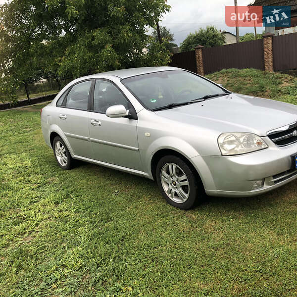 Седан Chevrolet Nubira 2005 в Жидачове