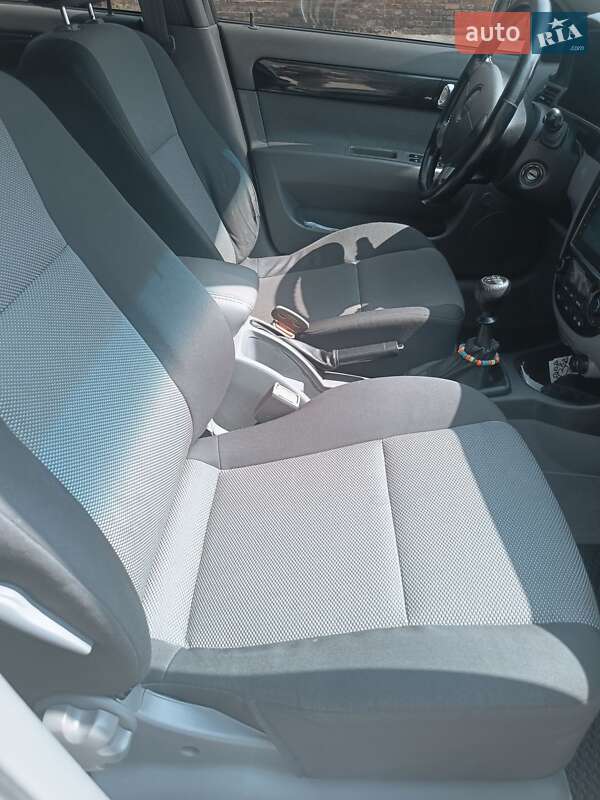 Седан Chevrolet Nubira 2006 в Украинке фото 9 Седан Chevrolet Nubira 2006 в Украинке