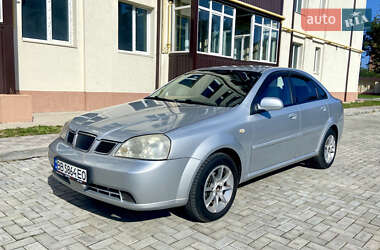 Седан Chevrolet Nubira 2004 в Ромнах