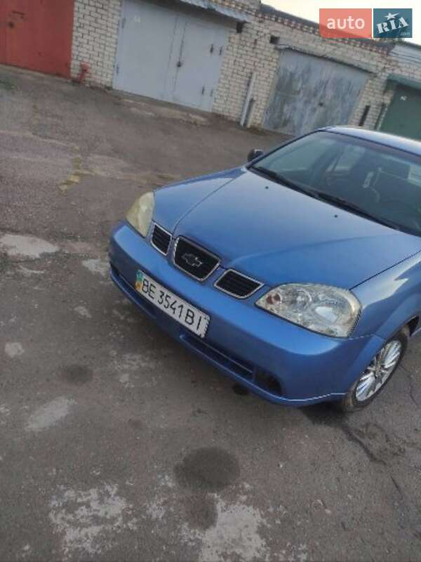 Седан Chevrolet Nubira 2004 в Миколаєві
