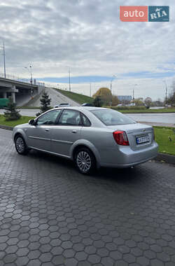 Седан Chevrolet Nubira 2004 в Броварах