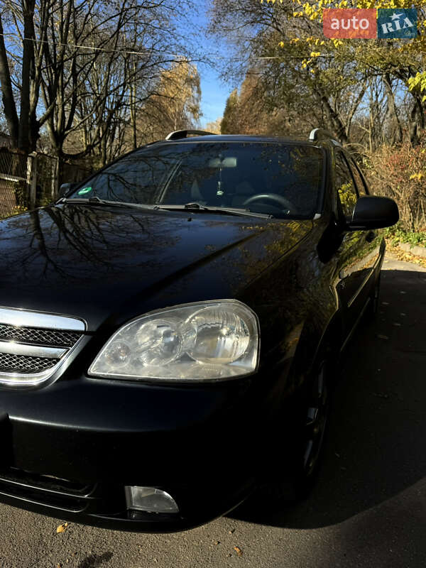 Универсал Chevrolet Nubira 2010 в Волочиске