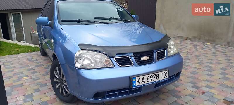 Седан Chevrolet Nubira 2004 в Лубнах