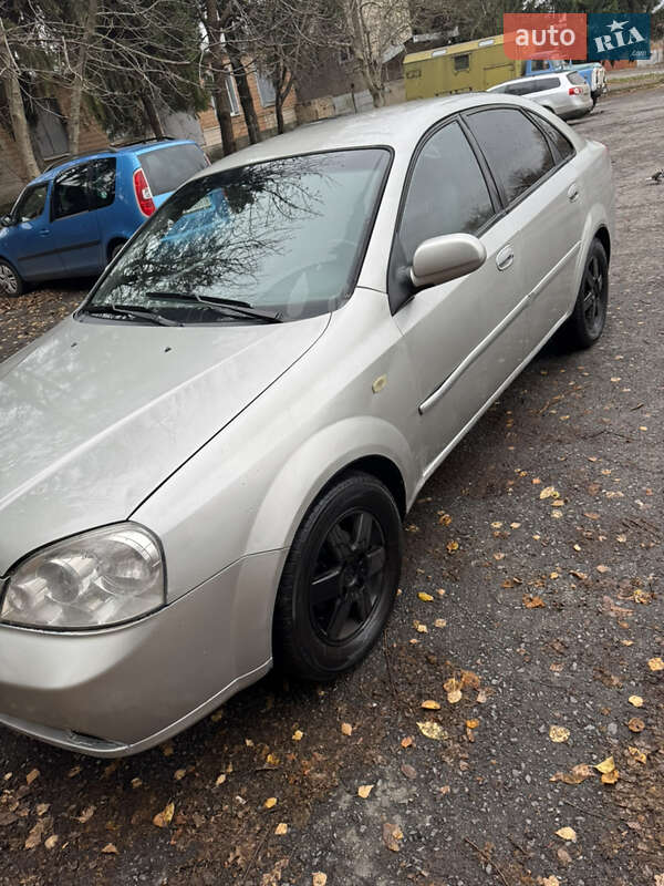 Седан Chevrolet Nubira 2004 в Хмельницком