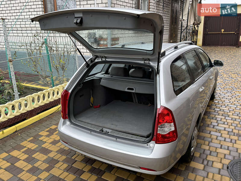 Универсал Chevrolet Nubira 2006 в Новом Буге