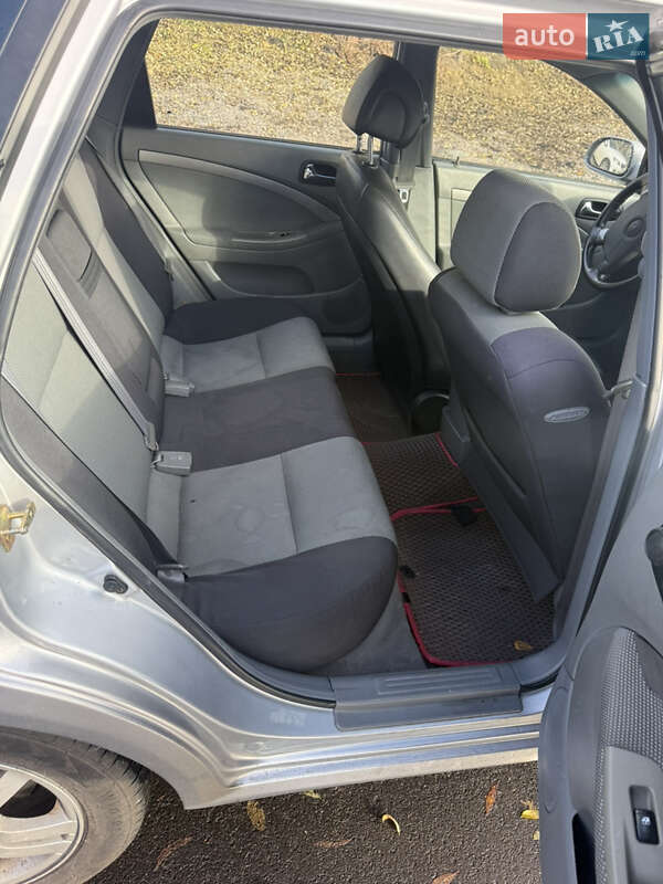 Универсал Chevrolet Nubira 2006 в Киеве