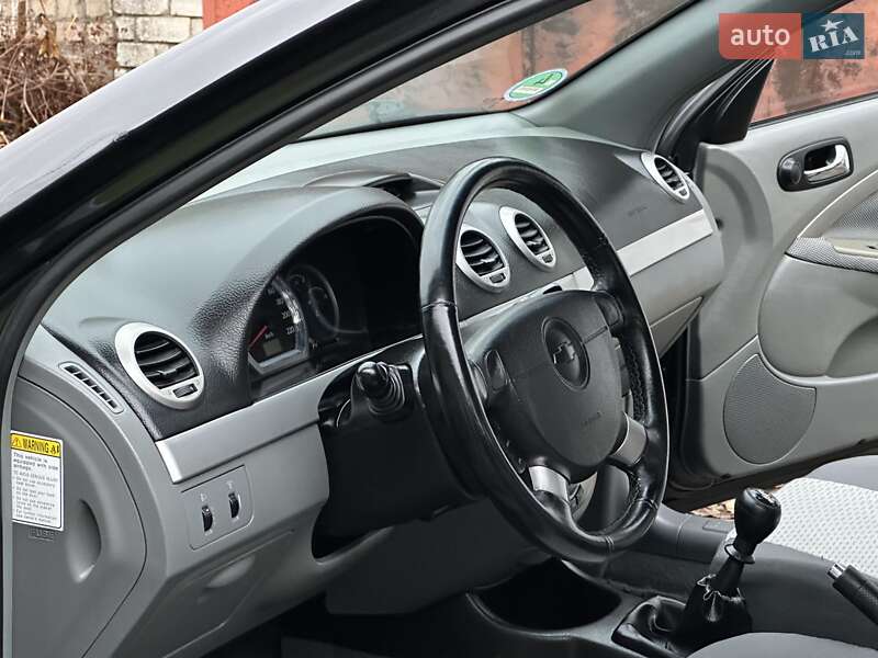 Универсал Chevrolet Nubira 2009 в Николаеве