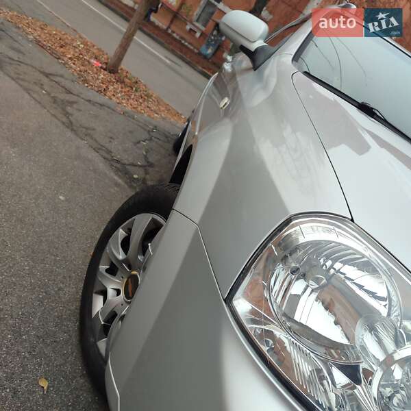 Универсал Chevrolet Nubira 2006 в Киеве