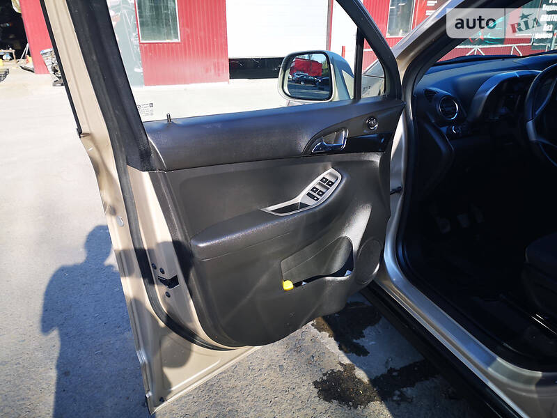 Універсал Chevrolet Orlando 2011 в Києві