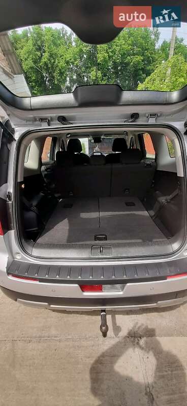 Мінівен Chevrolet Orlando 2012 в Коломиї