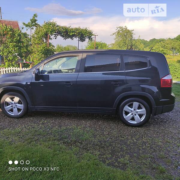 Минивэн Chevrolet Orlando 2011 в Долине