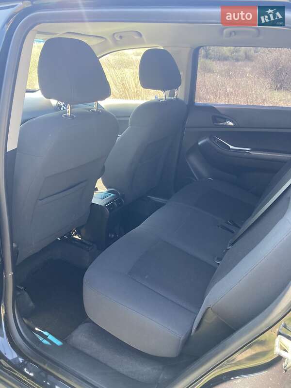 Мінівен Chevrolet Orlando 2012 в Новояворівську