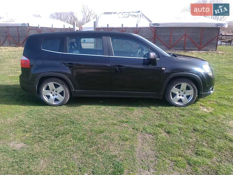 Минивэн Chevrolet Orlando 2011 в Зенькове