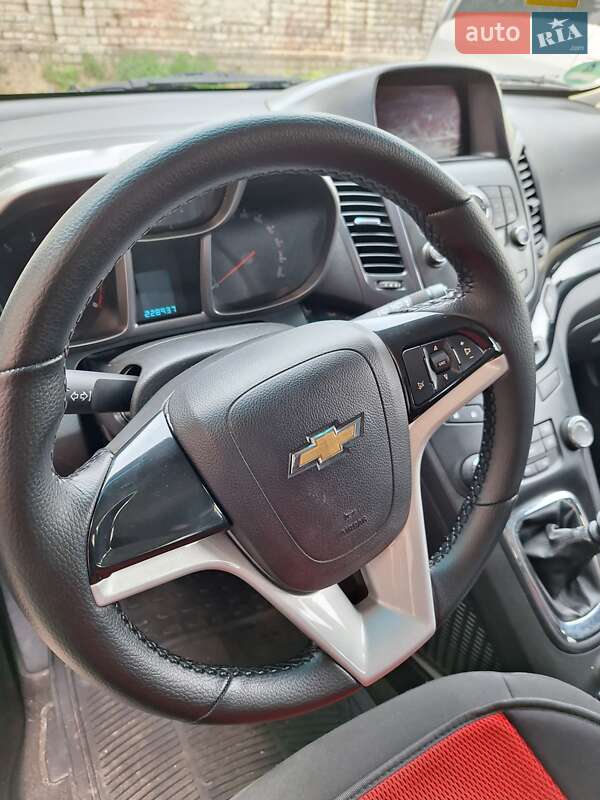 Мінівен Chevrolet Orlando 2011 в Чернігові