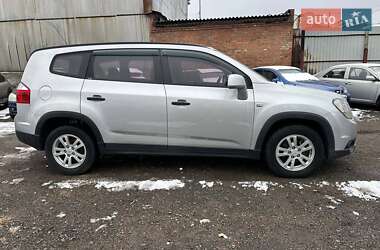 Минивэн Chevrolet Orlando 2013 в 