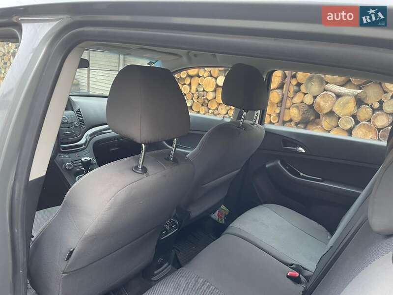 Мінівен Chevrolet Orlando 2011 в Вишгороді