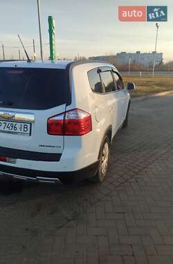 Минивэн Chevrolet Orlando 2011 в 
