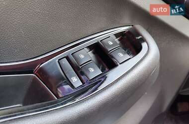 Минивэн Chevrolet Orlando 2016 в 