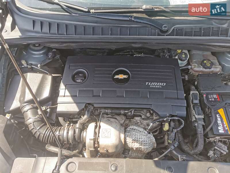 Мінівен Chevrolet Orlando 2011 в Чернівцях