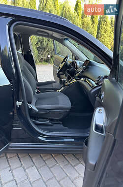 Минивэн Chevrolet Orlando 2011 в 