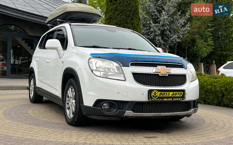 Минивэн Chevrolet Orlando 2011 в 