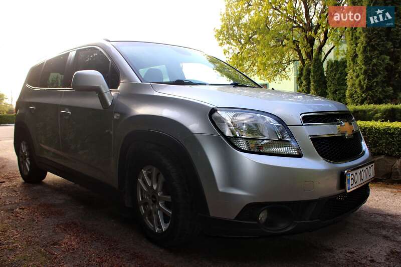 Минивэн Chevrolet Orlando 2012 в Сарнах