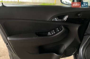 Минивэн Chevrolet Orlando 2013 в 