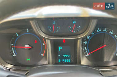 Минивэн Chevrolet Orlando 2012 в 