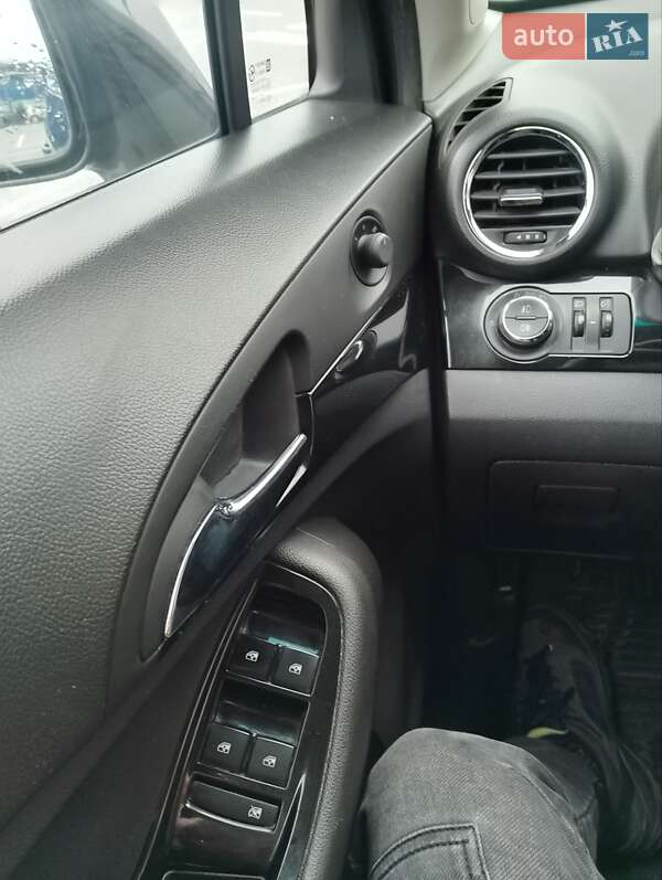 Минивэн Chevrolet Orlando 2012 в Виннице фото 15 Минивэн Chevrolet Orlando 2012 в Виннице