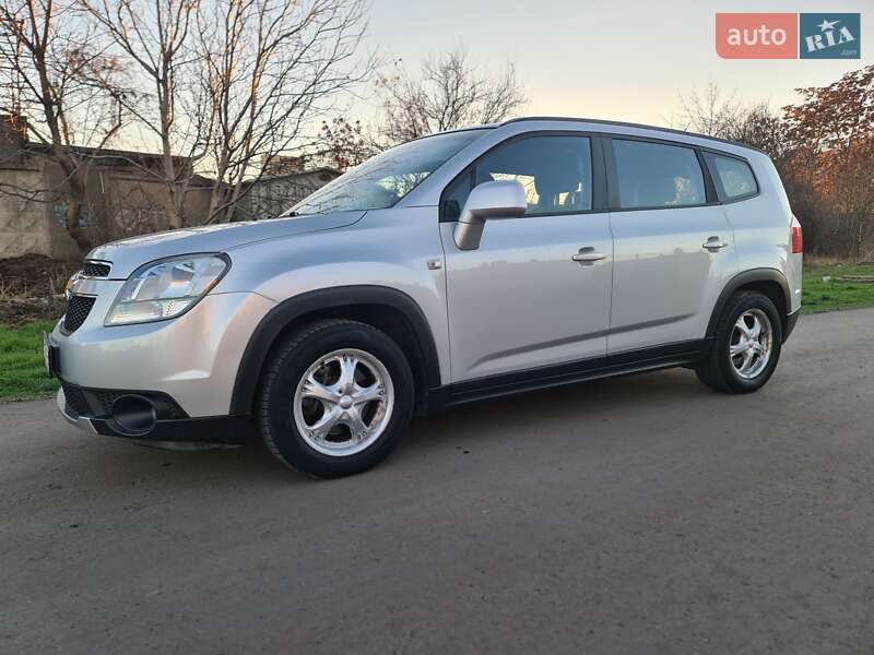 Минивэн Chevrolet Orlando 2012 в Черноморске