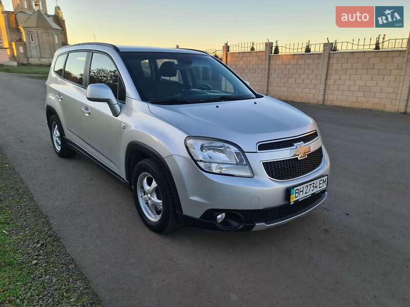 Минивэн Chevrolet Orlando 2012 в Черноморске