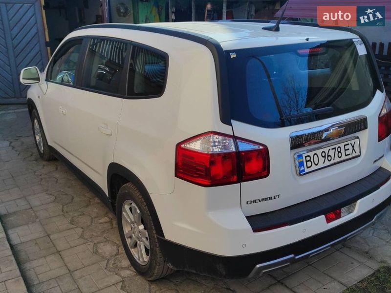 Минивэн Chevrolet Orlando 2010 в Лановцах