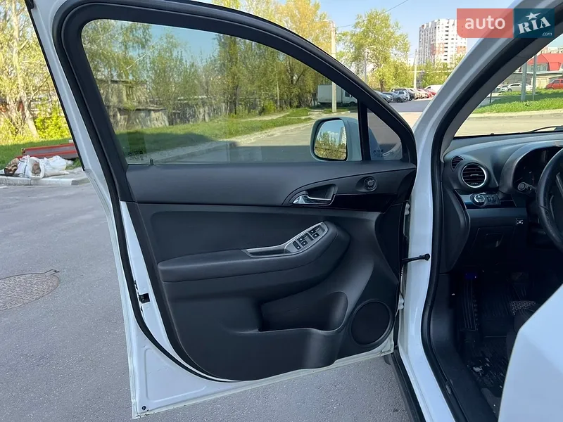 Chevrolet Orlando 2012 VIN KL1YA7559CK660875 фото оголошення 12 з 51